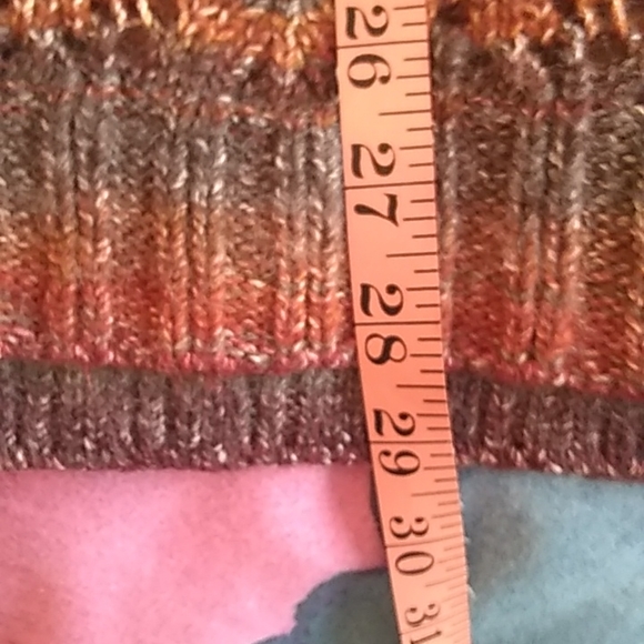 Long Sleeve, Crew Neck Sweater - DC Jeans, size 1X - Picture 7 of 7